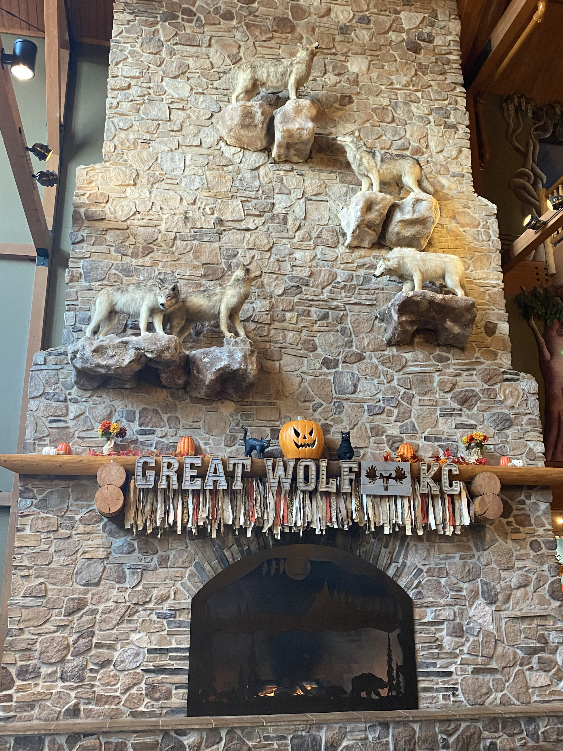 pumpkins on a mantle at Great Wolf Lodge