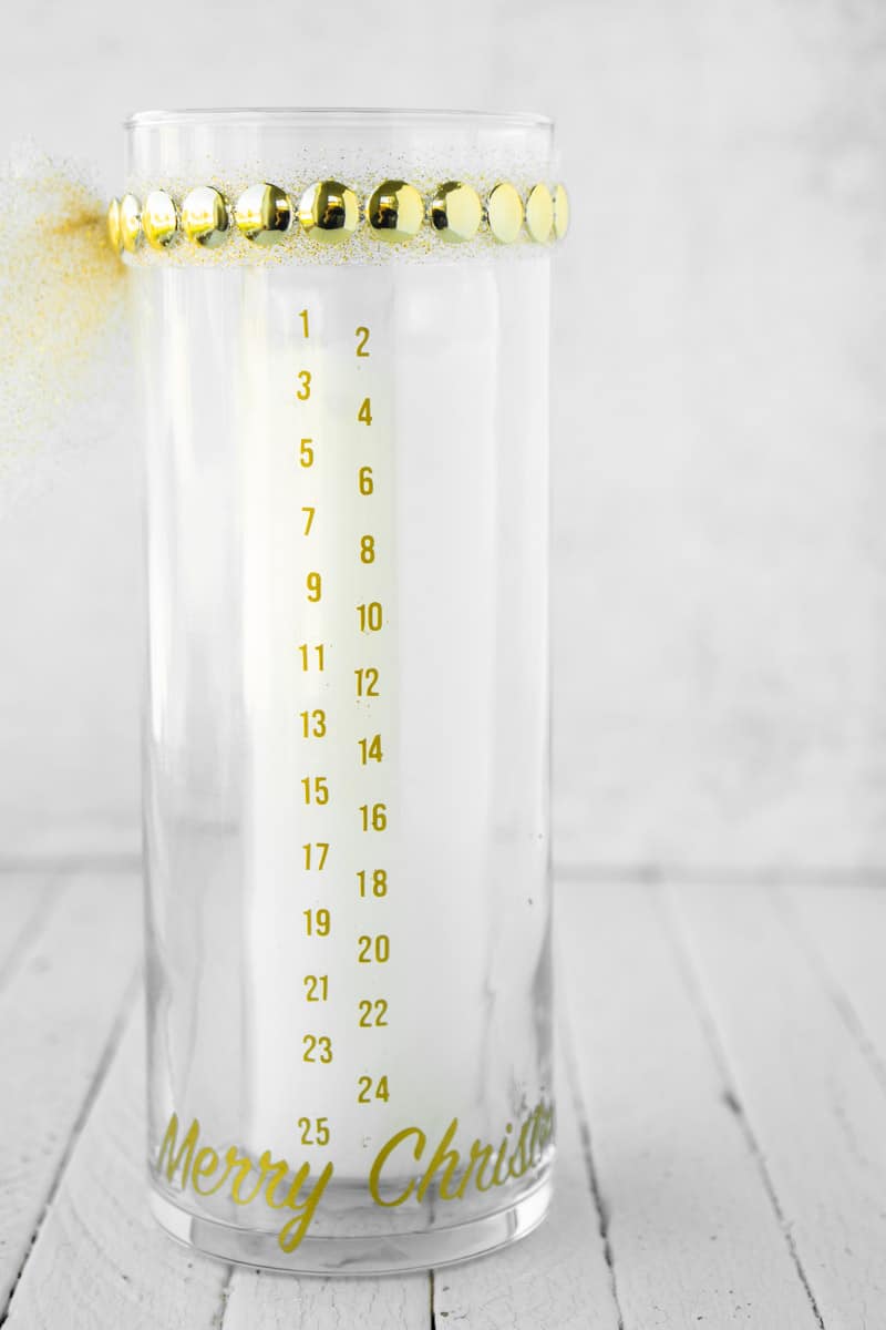 DIY Christmas countdown candle