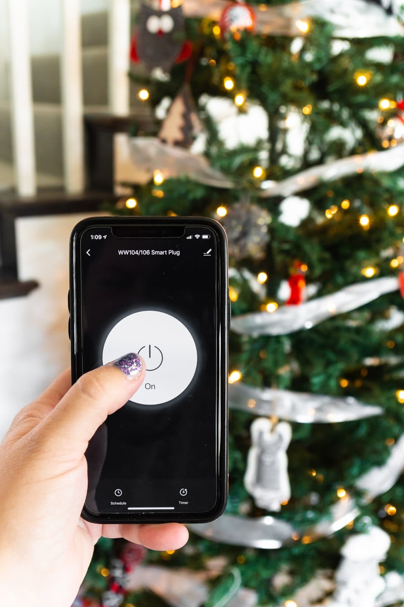 Easy Christmas Party Ideas to Amp Up Your Festivities - 40