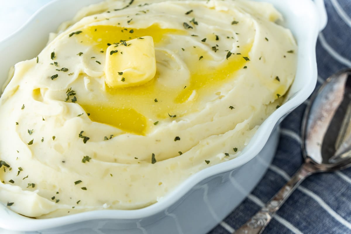 Easy Mashed Potatoes without Milk - Play Party Plan