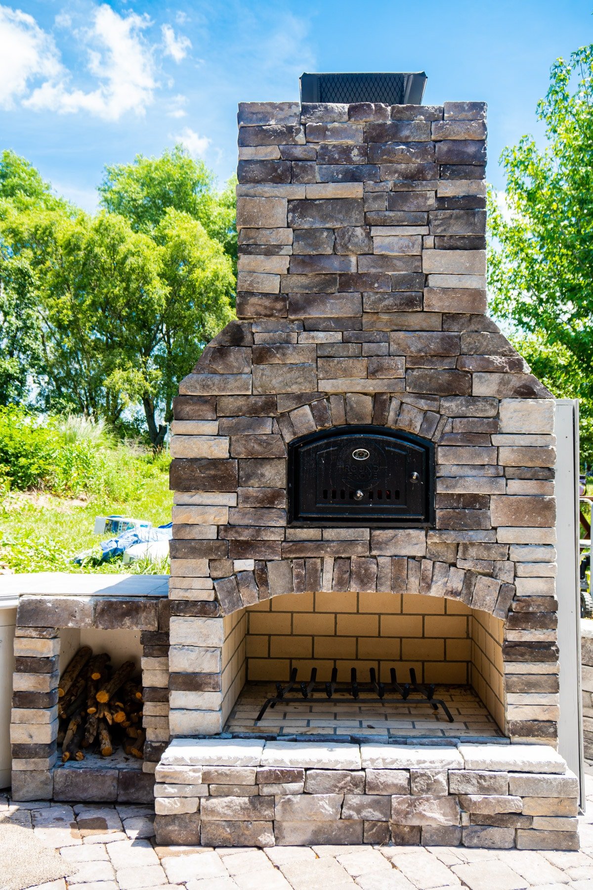 Stoned Round Grove outdoor brick oven