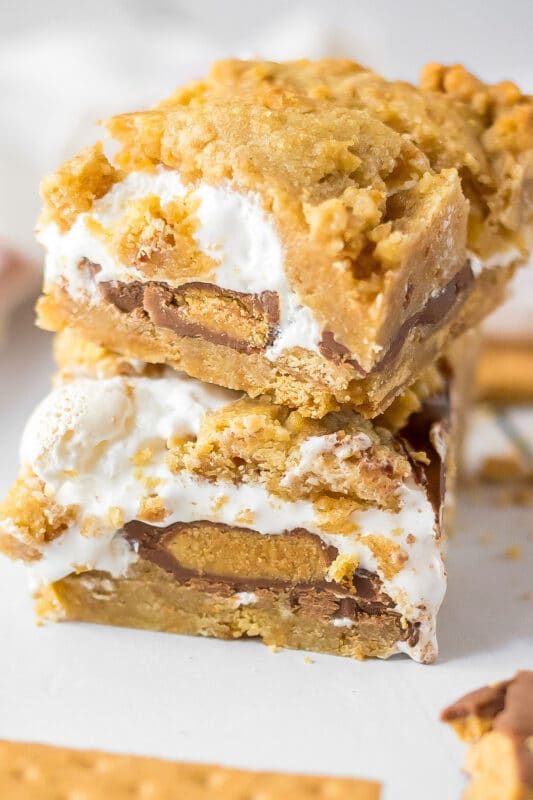 Very close photo of two smore bars stacked on top of each other