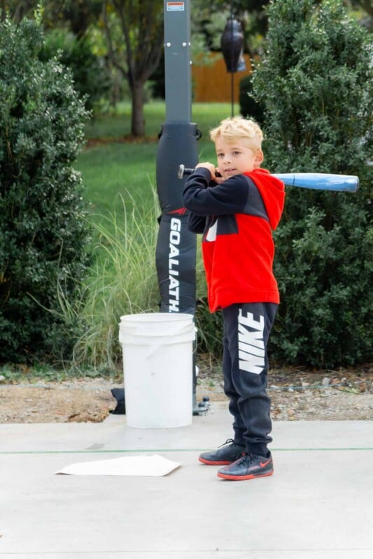 Kid holding a baseball bat