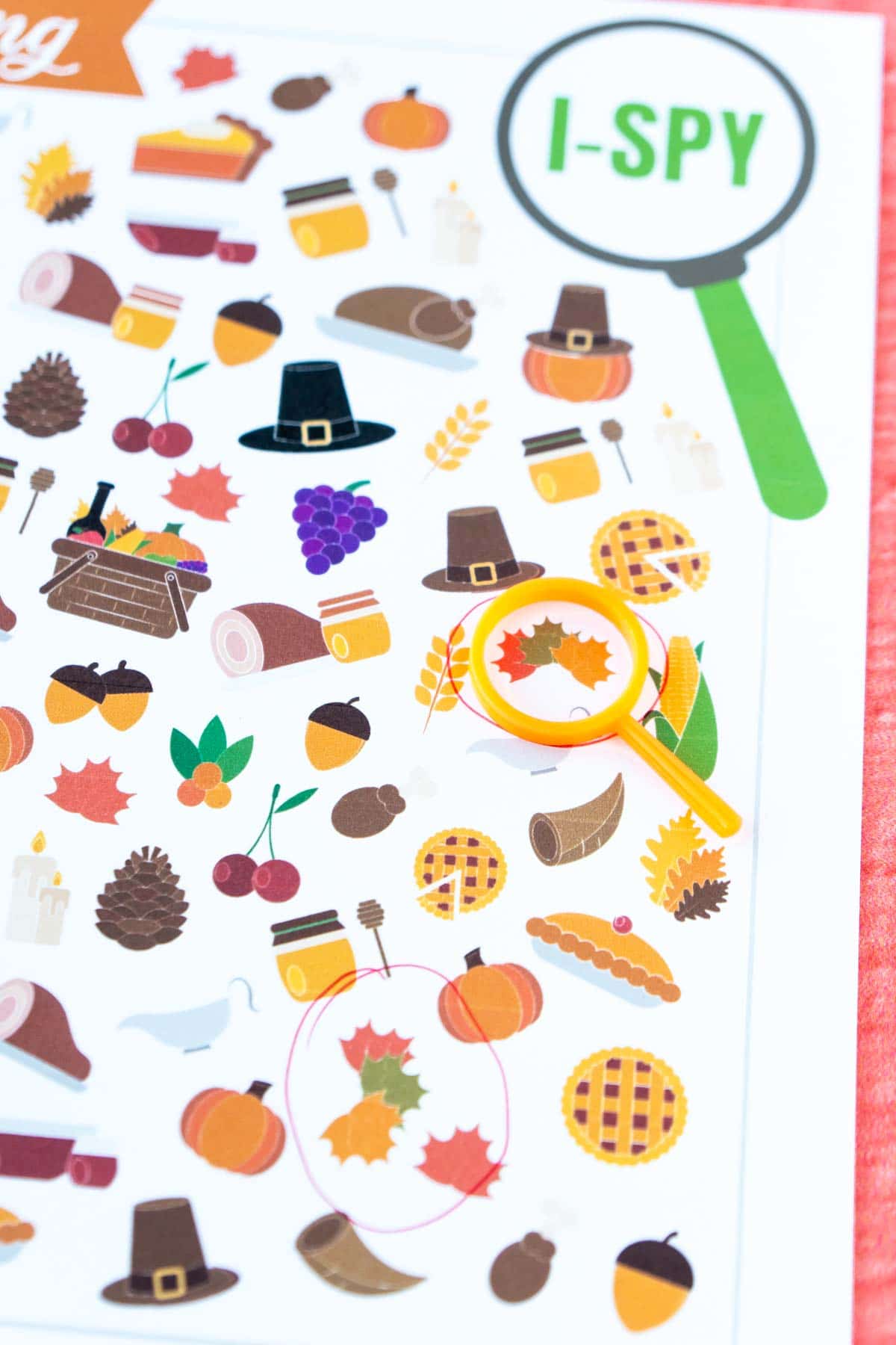 Thanksgiving i spy sheet with a magnifying class