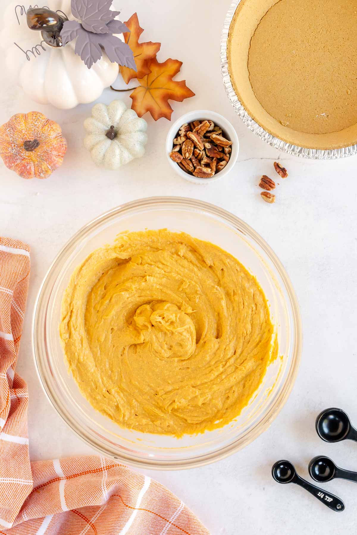 Glass bowl with no bake pumpkin pie filling