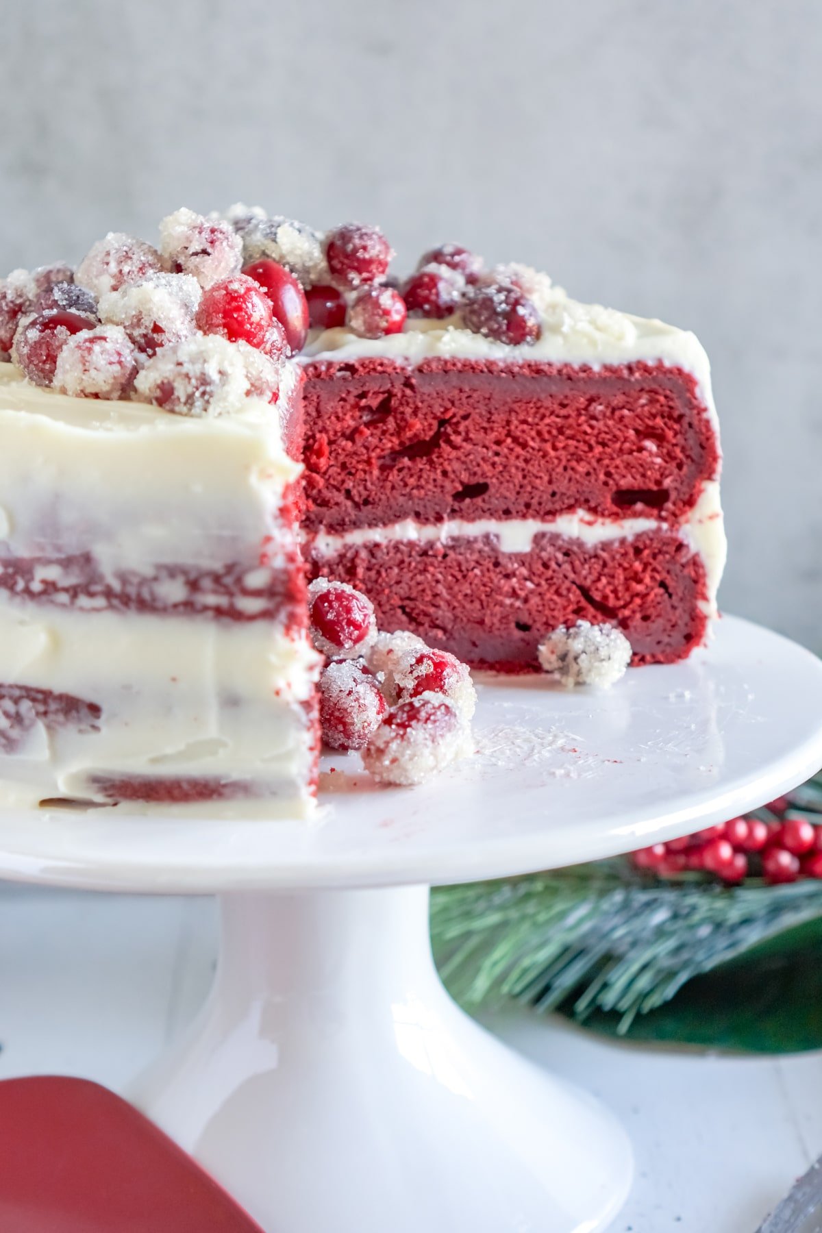 red velvet cake with cream cheese frosting