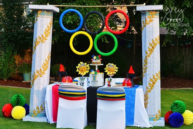 Olympic party table with rings