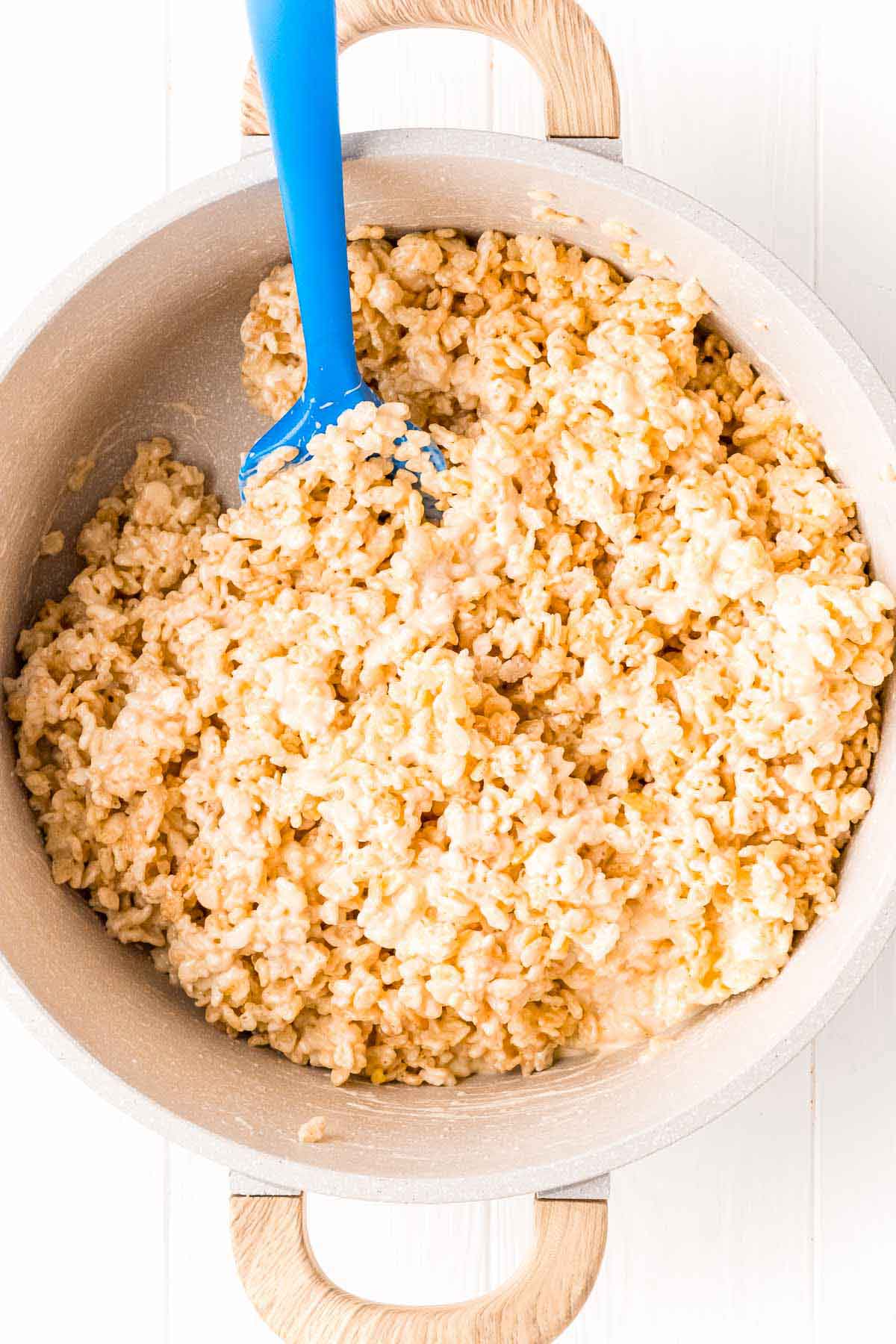 white pot with rice krispies in it