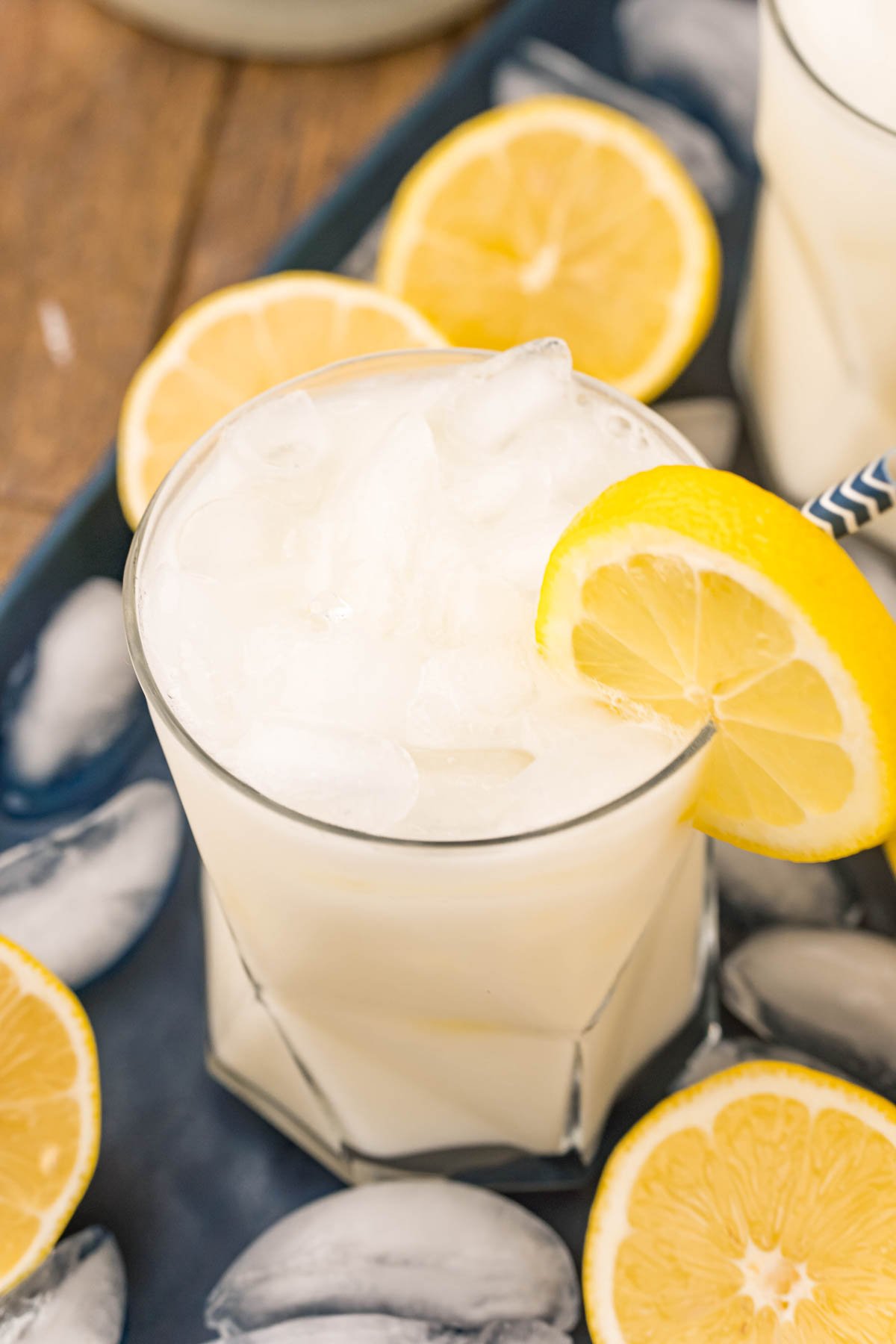 glass of creamy lemonade with a lemon slice