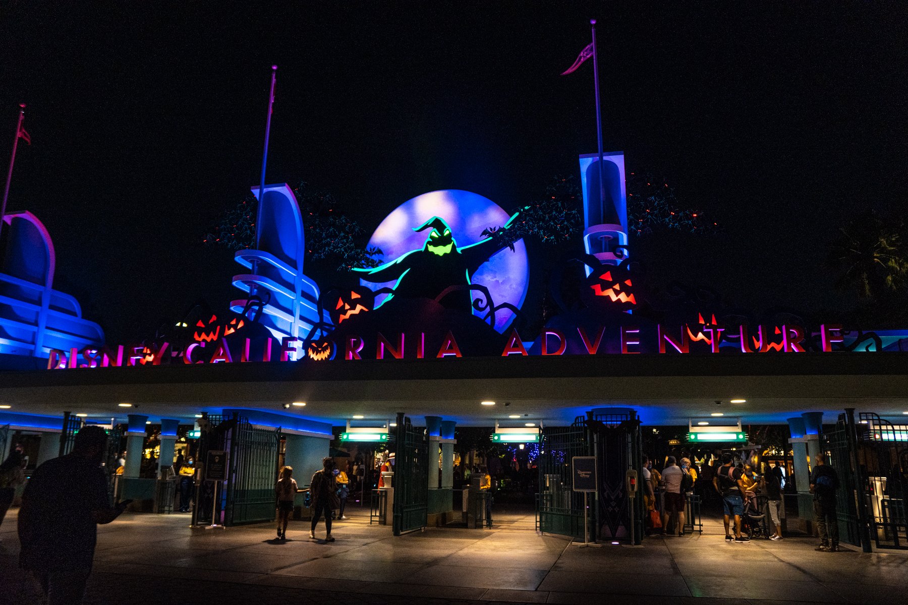 Oogie Boogie on the entrance of California Adventure