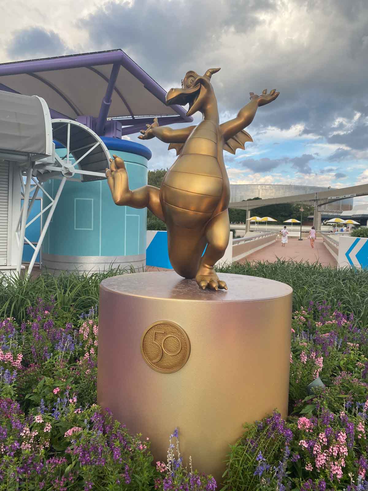 golden figment statue