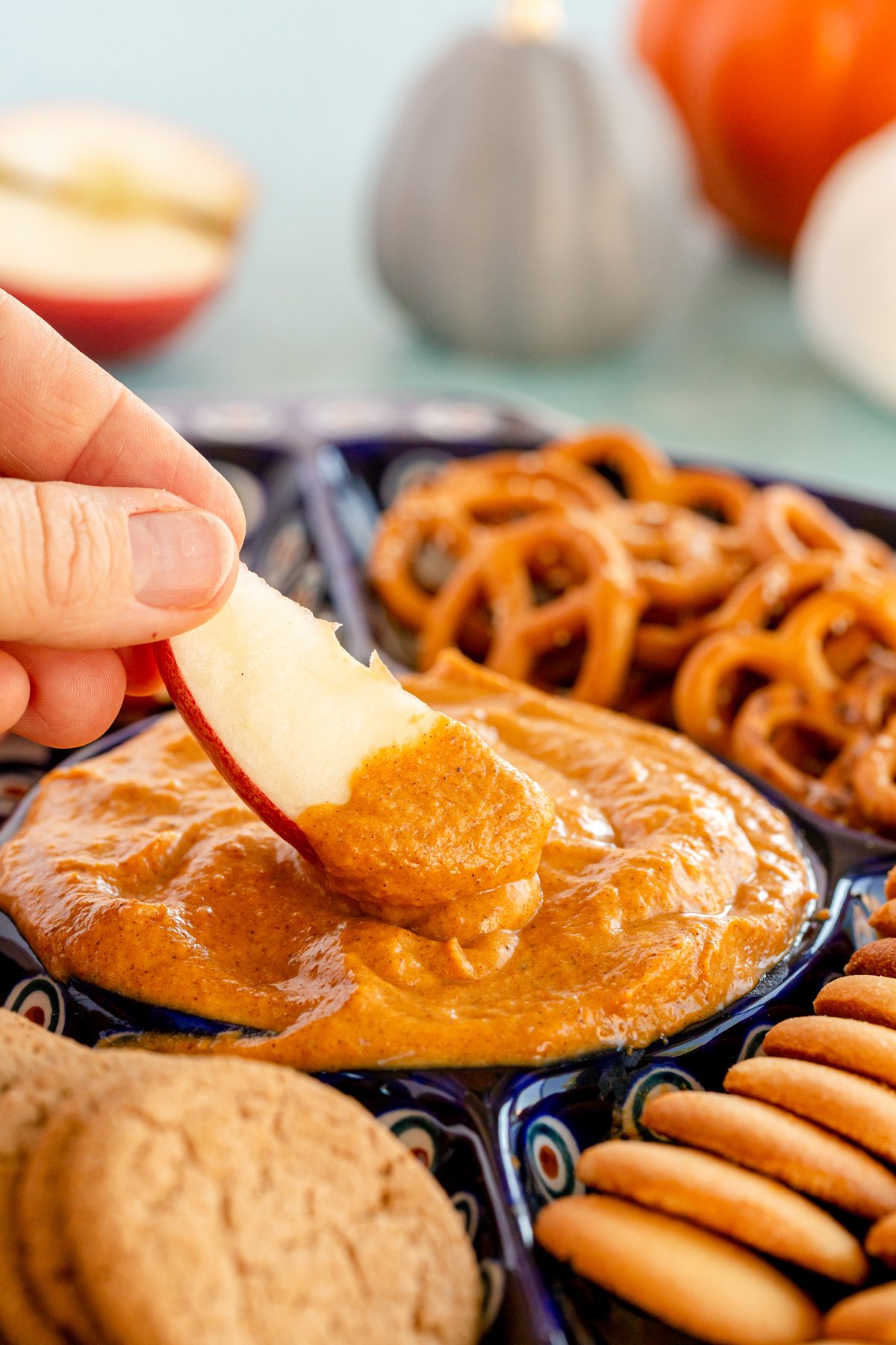 apple dipped in pumpkin dip