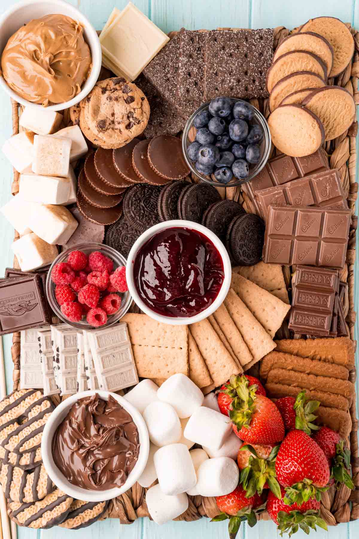 top view of a s'mores board