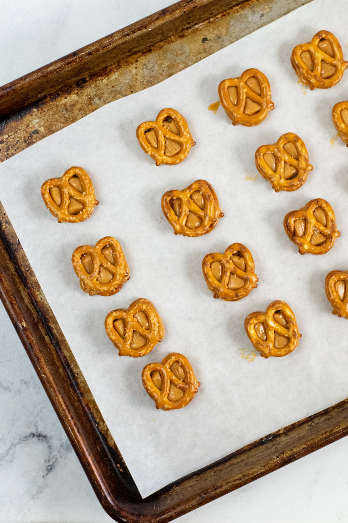 pretzels with caramels in the middle
