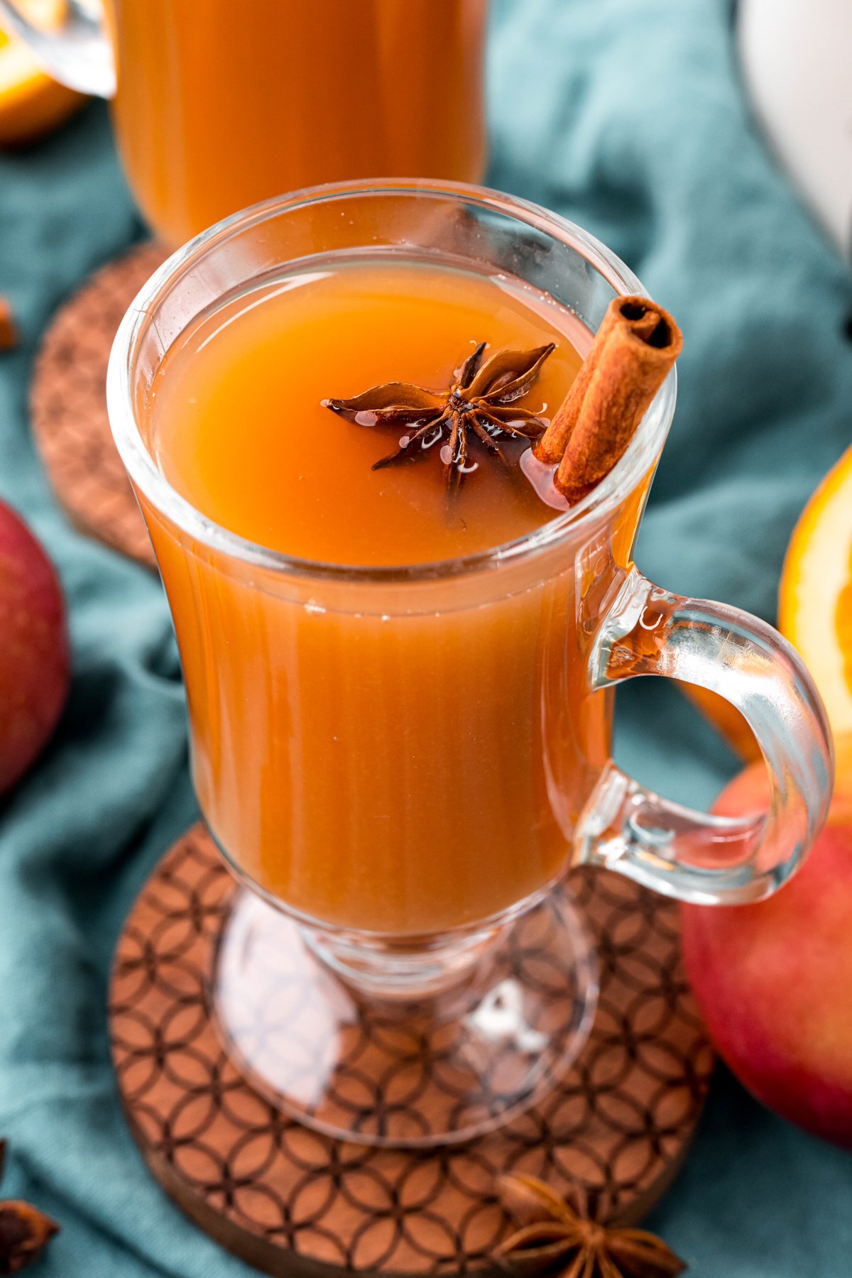 large glass mug of wassail