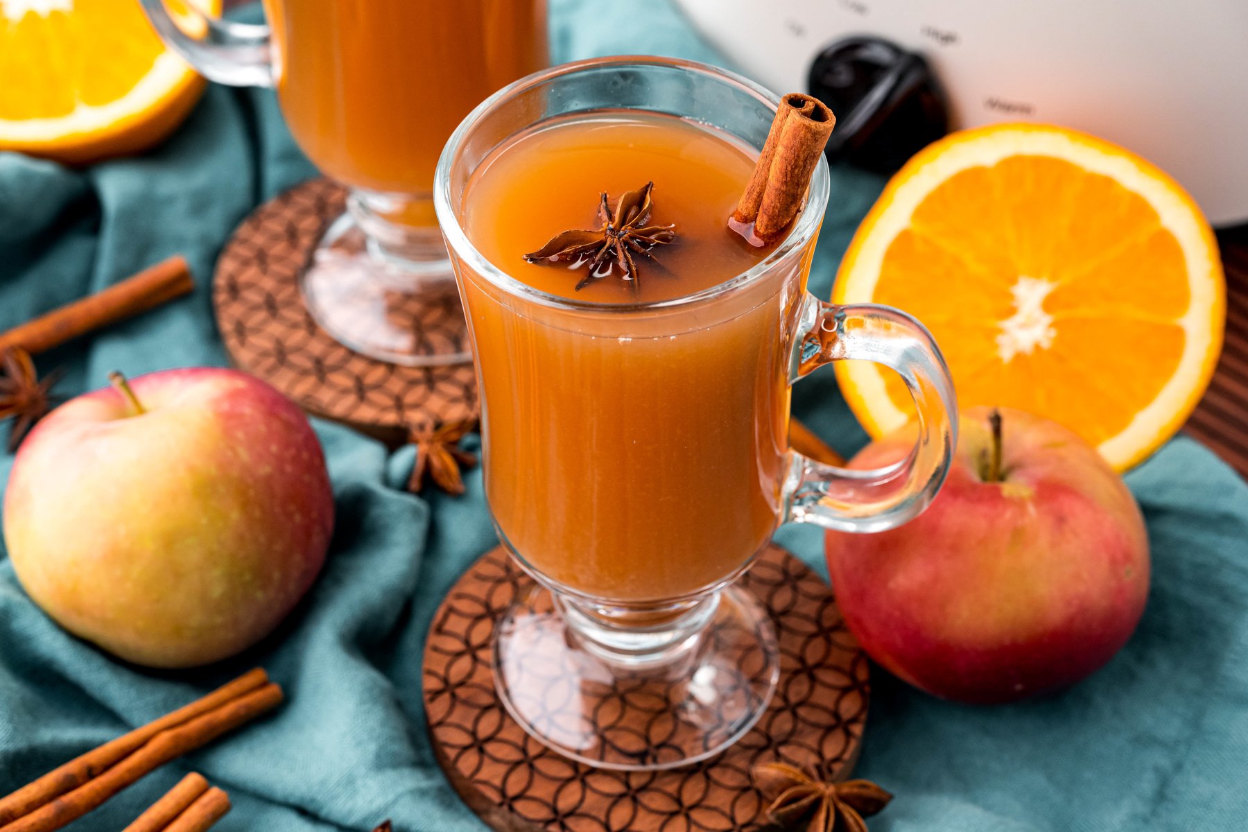 Slow Cooker Hot Wassail Recipe - TheMamasGirls