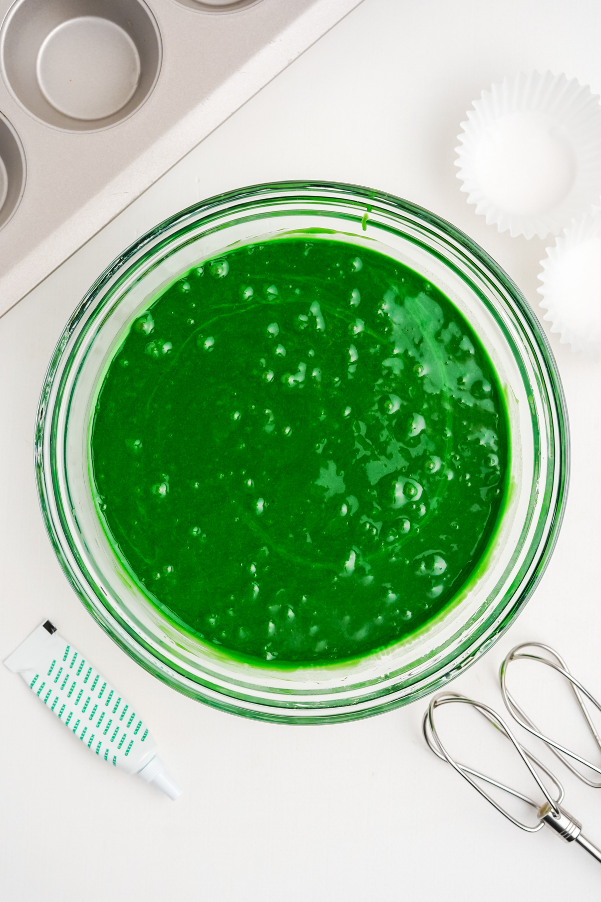 green velvet cupcakes in a glass bowl