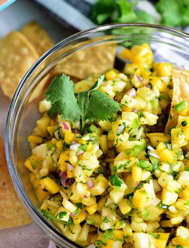 pineapple salsa in a glass bowl