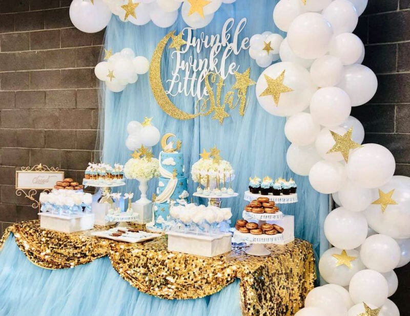 Twinkle twinkle little star baby shower table