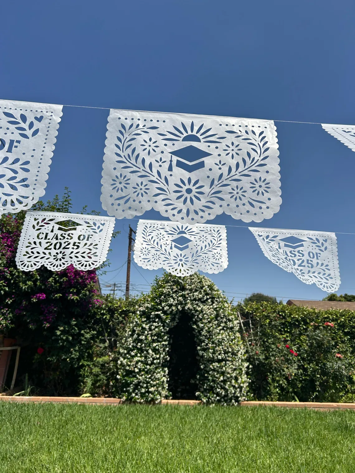 paper graduation garland