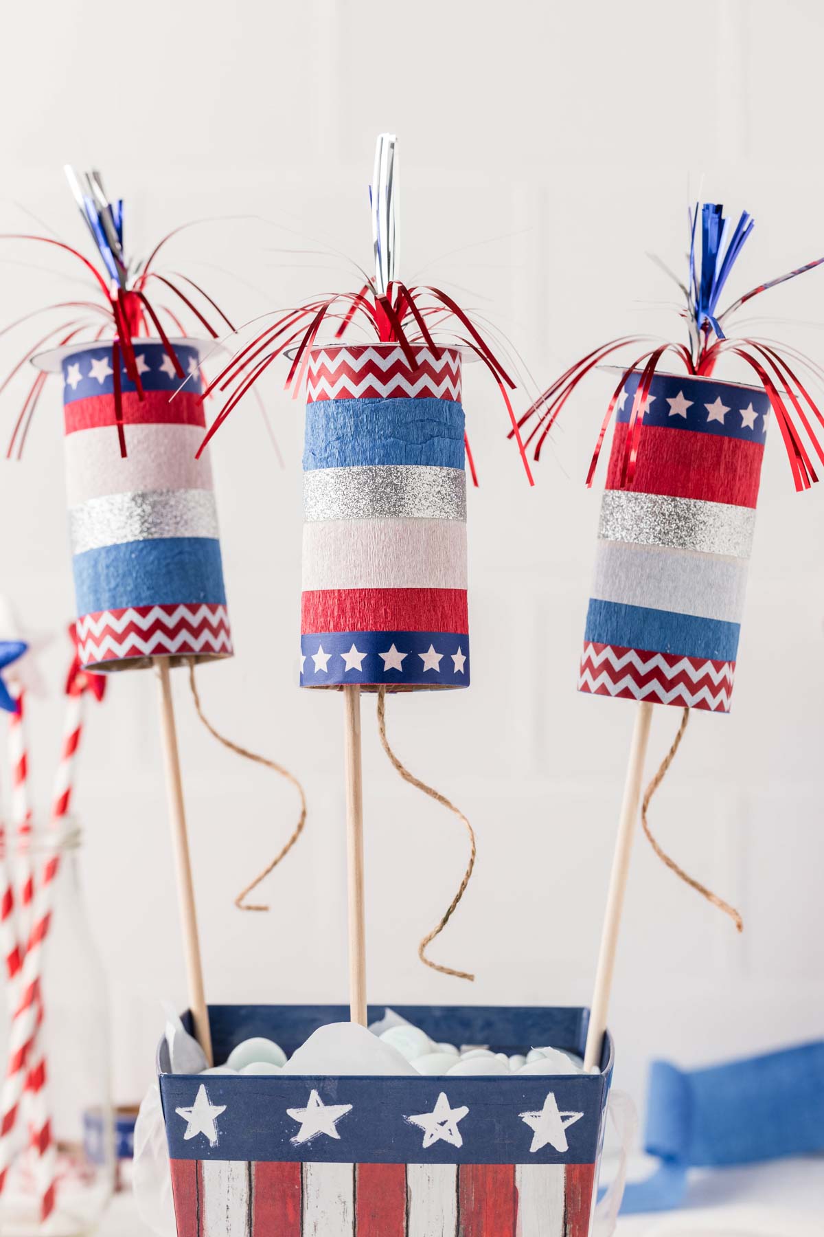 easy firework craft in a 4th of July bucket