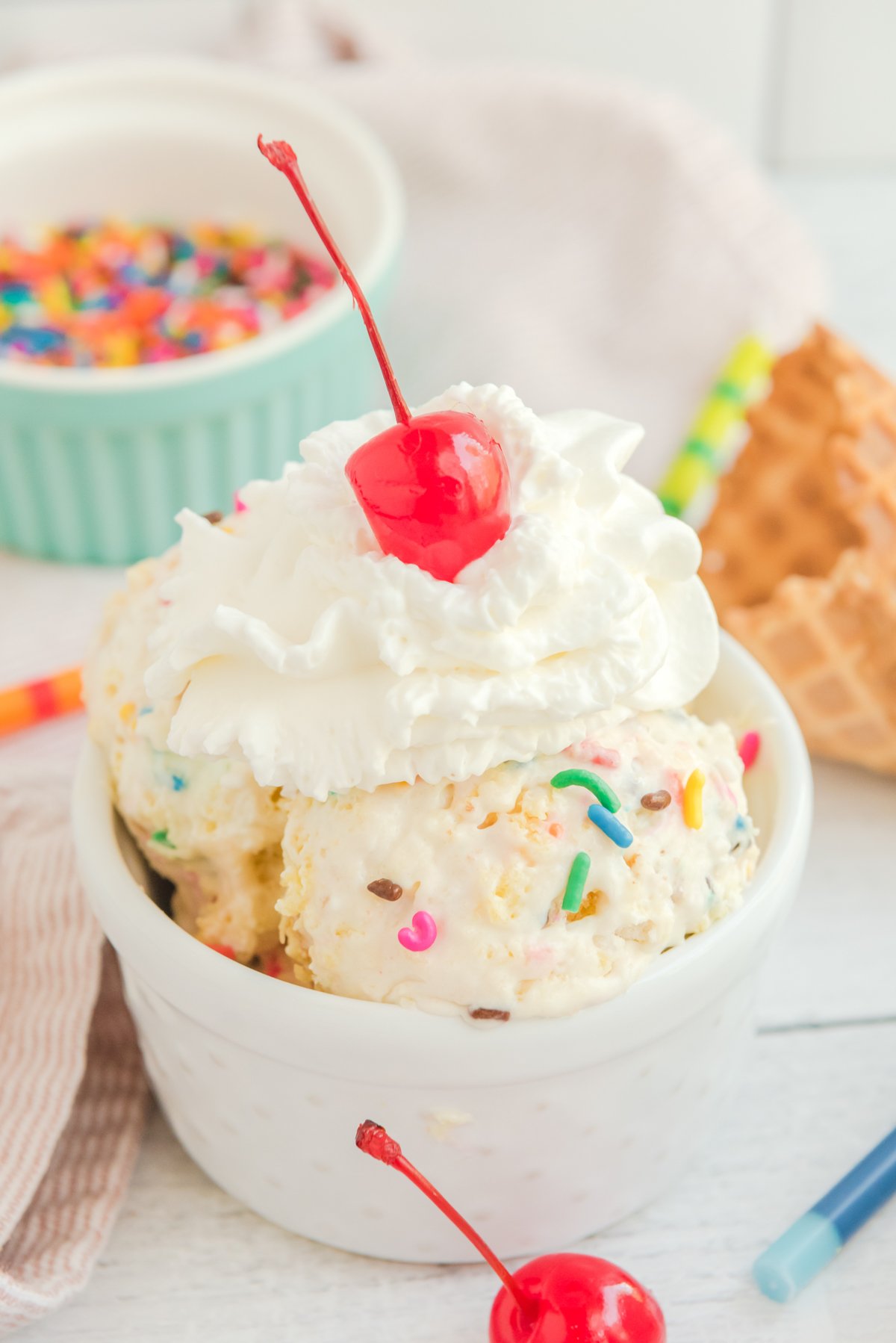 birthday cake ice cream sundae