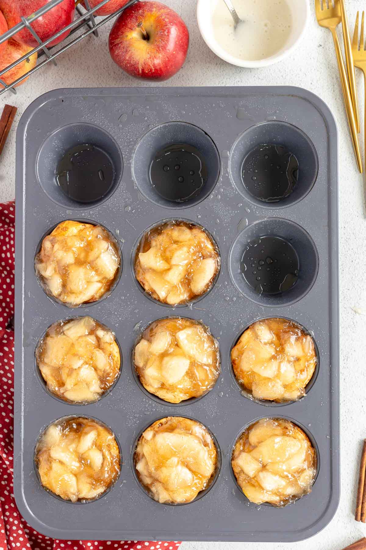 baked apple pie cups in muffin tins