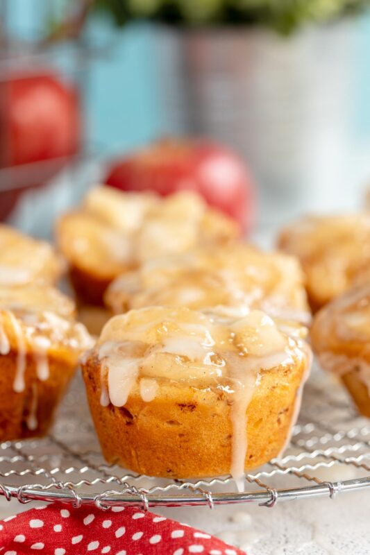 apple pie cups on a cooling rack
