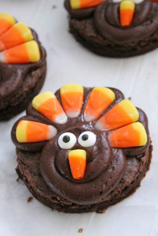 brownies with candy turkey faces
