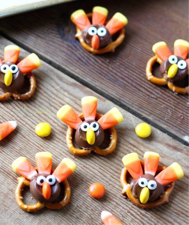 45 Cute Thanksgiving Snacks and Treats for Kids - Play Party Plan
