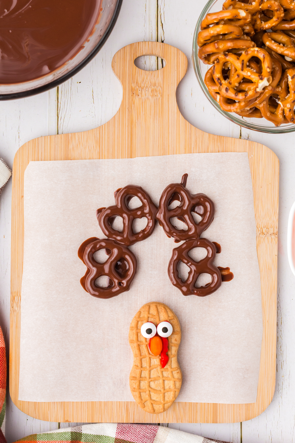 chocolate covered pretzels and nutter butter turkey cookies