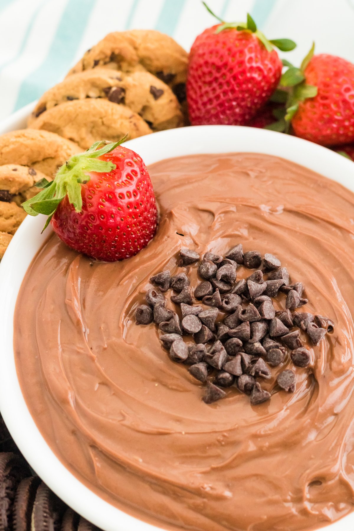 white glass bowl of nutella dip