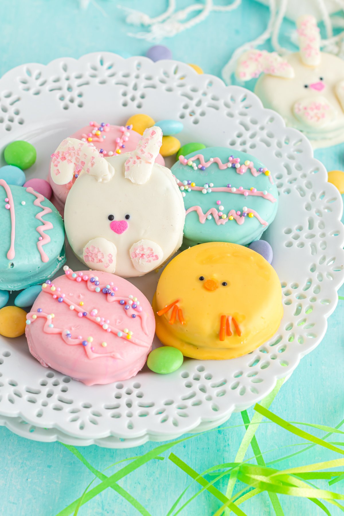 Plate full of Easter Oreos