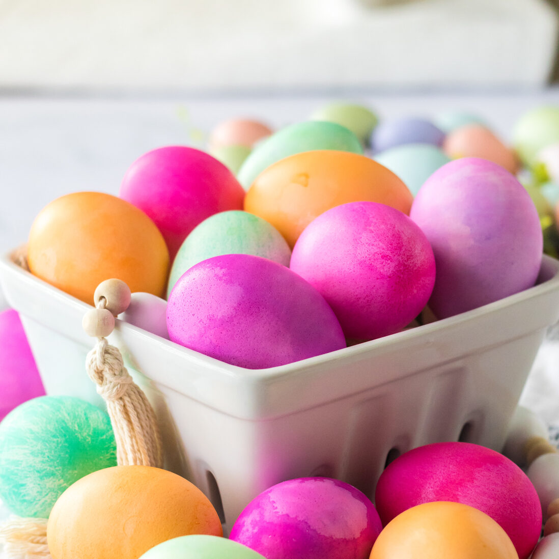 How to Dye Easter Eggs