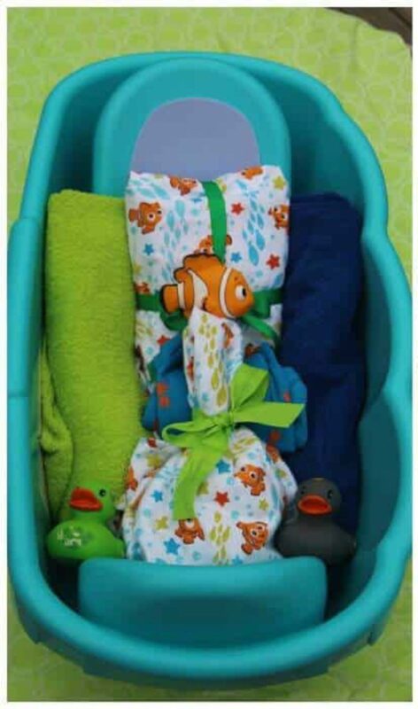 baby bath with towl and bath toys