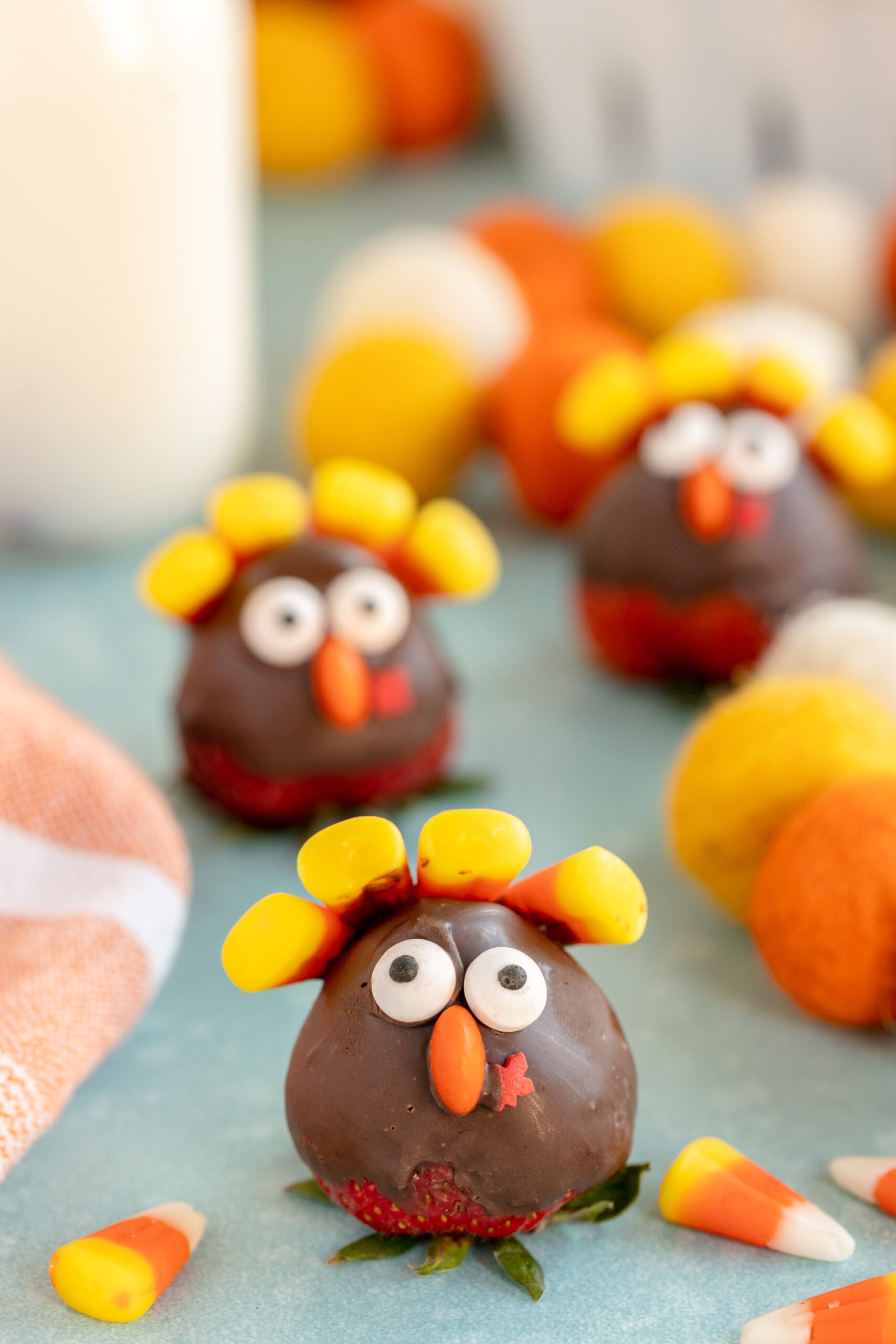 chocolate covered strawberry turkeys