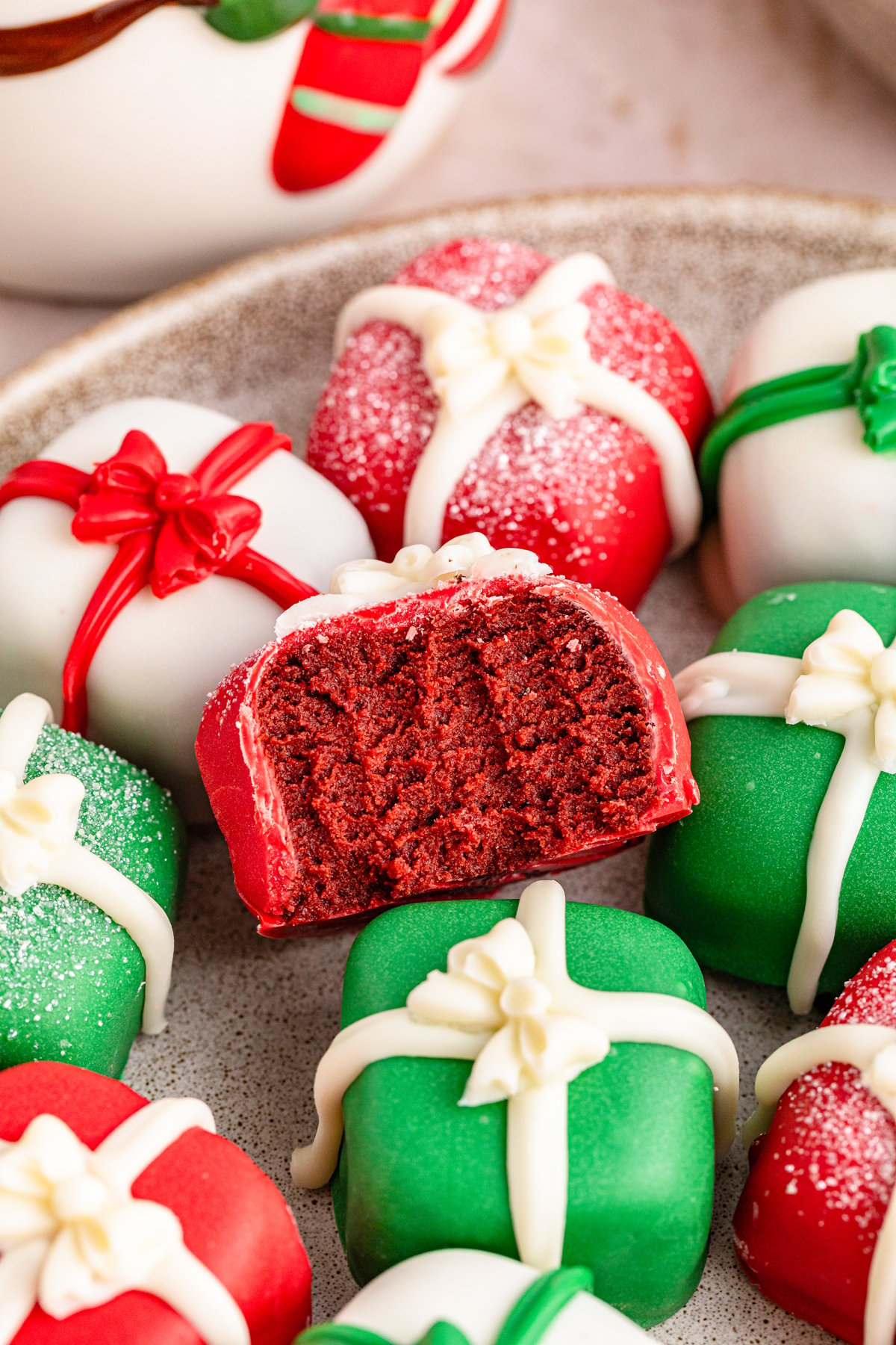 red velvet Christmas Oreo ball