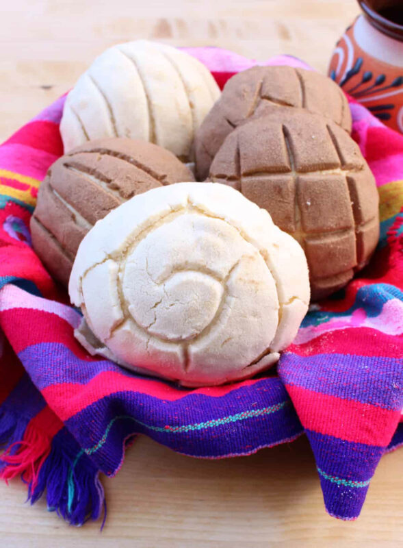 pan dulce in a colorful basket