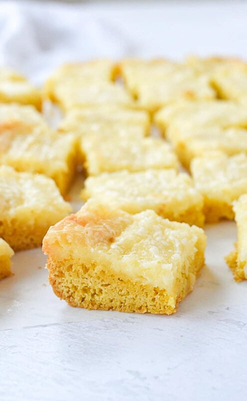 ooey gooey butter cake bars