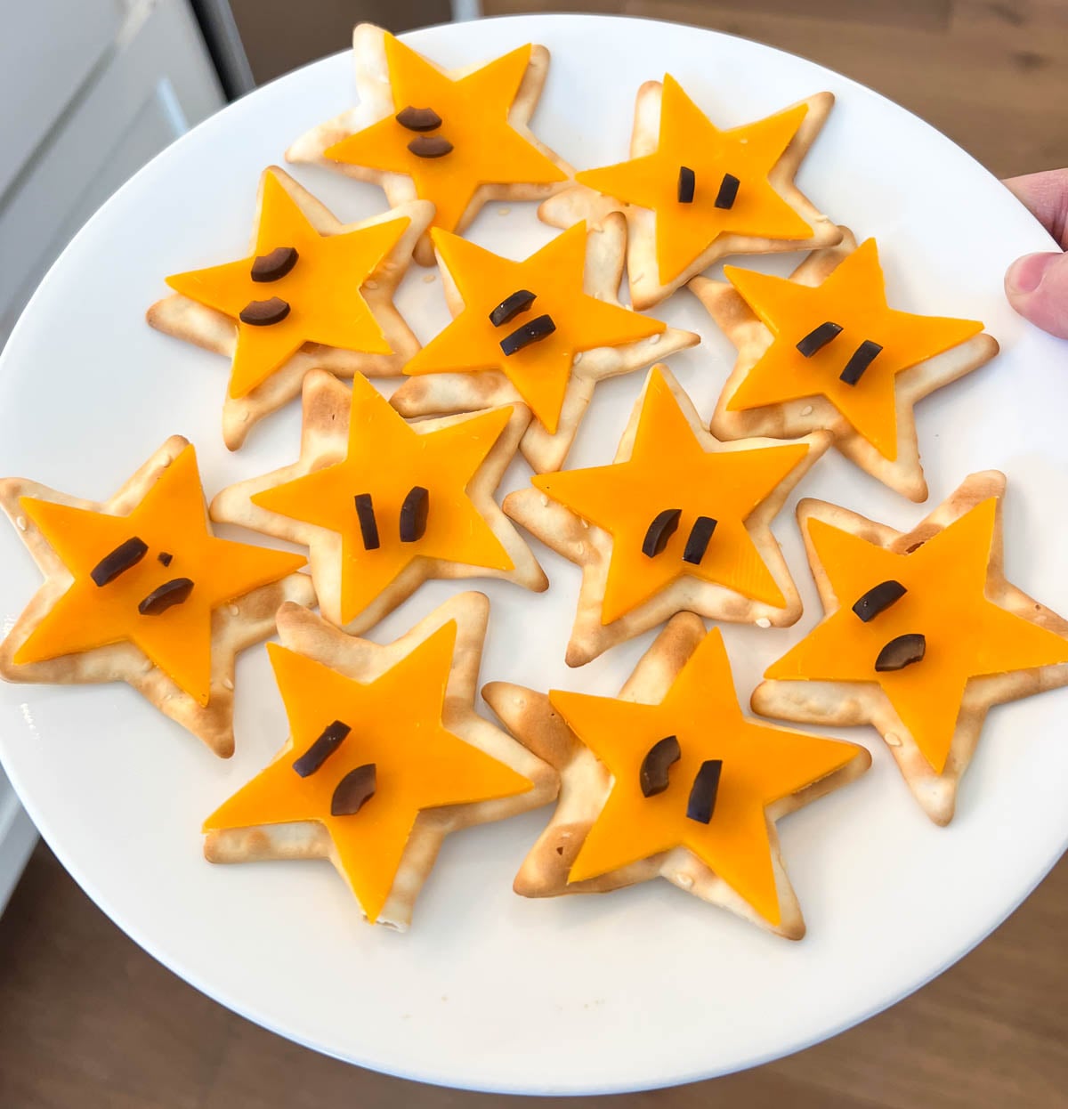 star cheese and crackers