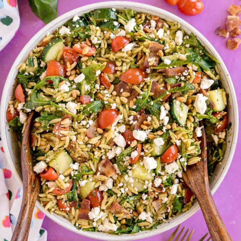 dubenėlis pesto orzo salotų