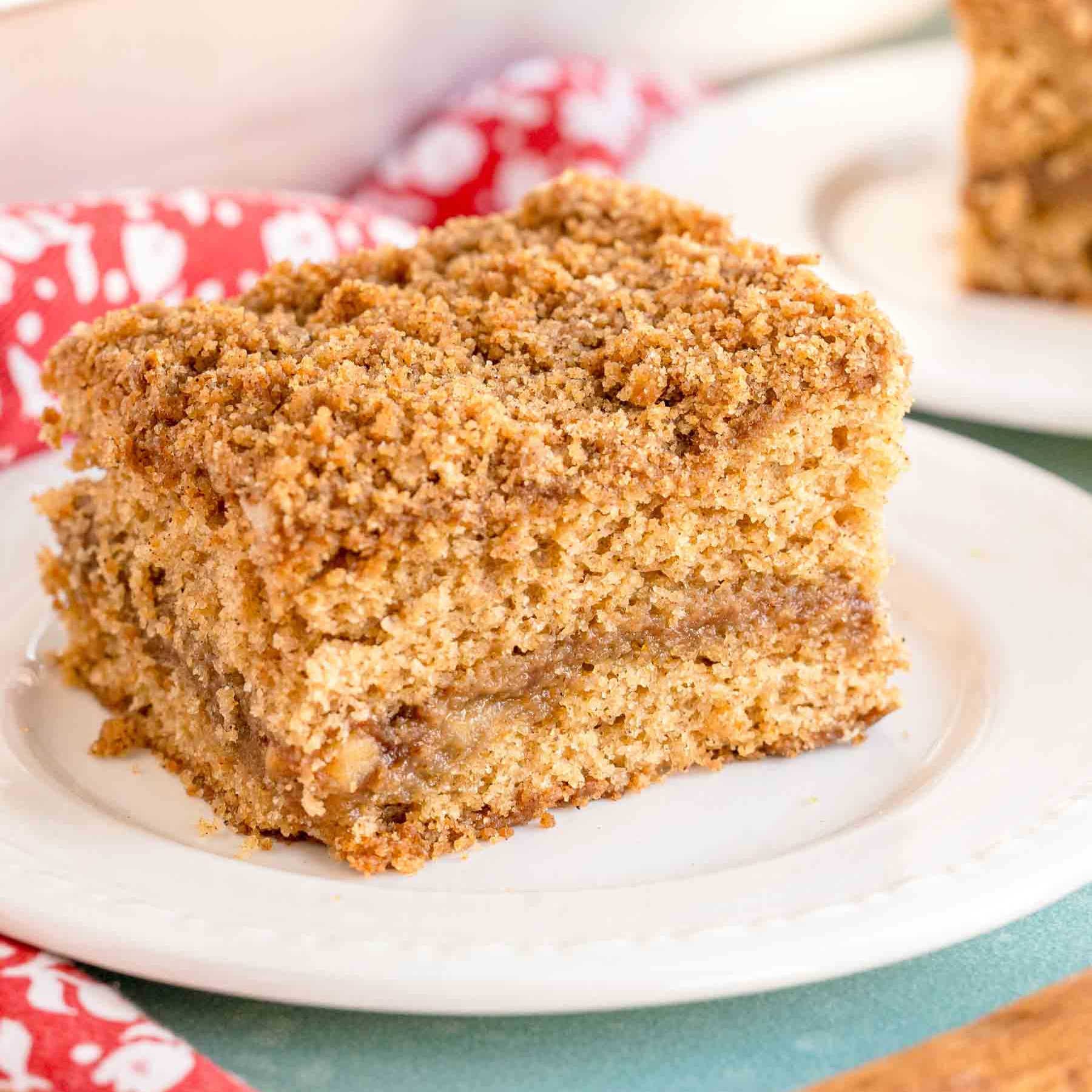 Easy Apple Coffee Cake Recipe