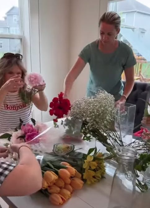 woman building bouquets