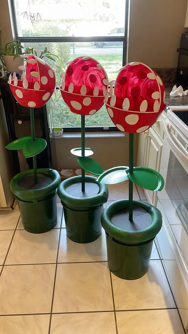 DIY piranha plants