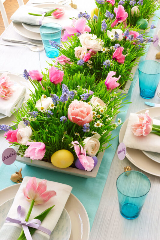 30 Beautiful Easter Table Settings You Can Recreate At Home