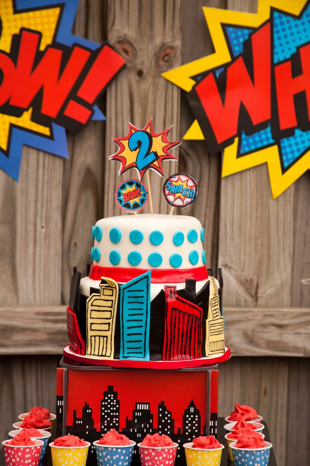 All sorts of superhero party ideas for your little superheroes from playpartyplan.com